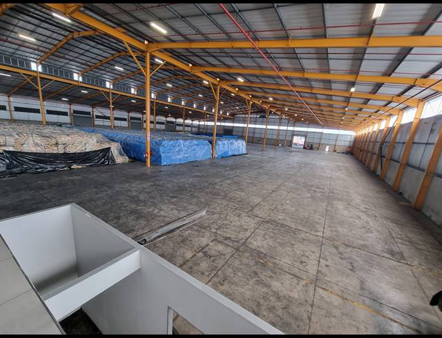10,614M² WAREHOUSE TO LET IN MOBENI